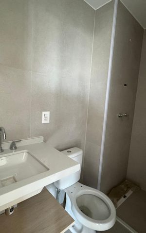 Apartamento para alugar com 74m², 3 quartos e 1 vaga Apartamento para alugar com 74m², 3 quartos e 1 vagaBanheiro social