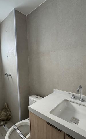 Apartamento para alugar com 74m², 3 quartos e 1 vaga Apartamento para alugar com 74m², 3 quartos e 1 vagaBanheiro da Suíte