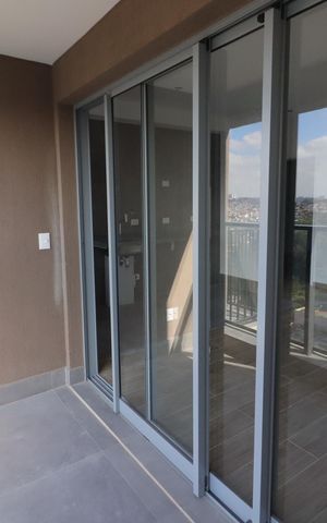 Apartamento para alugar com 74m², 3 quartos e 1 vagaVaranda