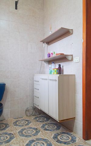 Casa à venda com 400m², 6 quartos e 2 vagasBanheiro 3