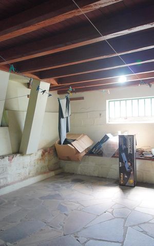 Casa à venda com 400m², 6 quartos e 2 vagasporão