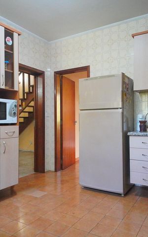Casa à venda com 400m², 6 quartos e 2 vagasCozinha