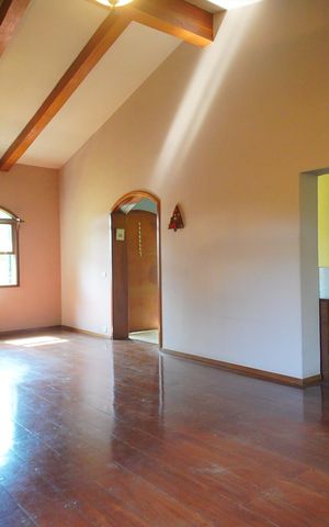 Casa à venda com 400m², 6 quartos e 2 vagasSala