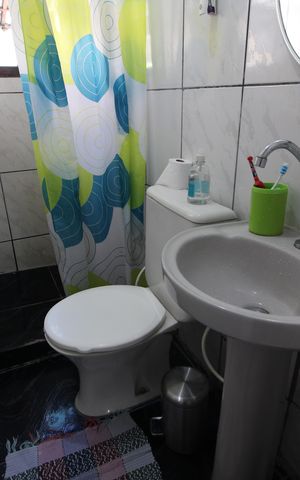 Casa de condomínio à venda com 91m², 3 quartos e 3 vagasBanheiro 2