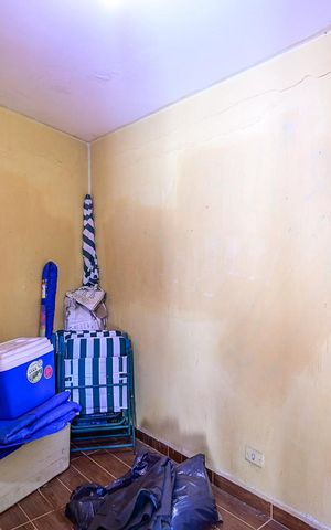 Casa à venda com 327m², 4 quartos e 2 vagasDepósito