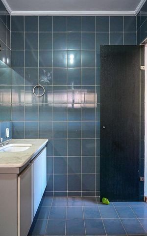 Casa à venda com 327m², 4 quartos e 2 vagasBanheiro Suíte 2