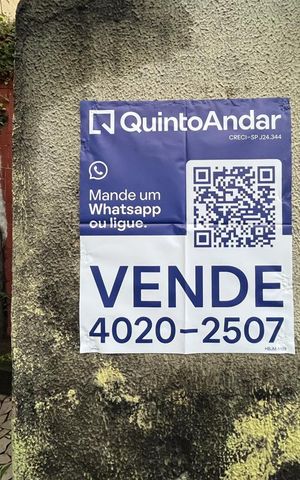 Casa à venda com 150m², 2 quartos e sem vaga Casa à venda com 150m², 2 quartos e sem vagaPlaquinha