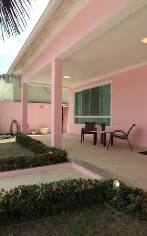 Casa de condomínio à venda com 329m², 4 quartos e 3 vagasFrente