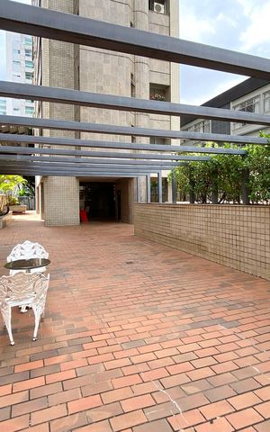 Apartamento à venda com 382m², 5 quartos e 3 vagas Apartamento à venda com 382m², 5 quartos e 3 vagasArea comum