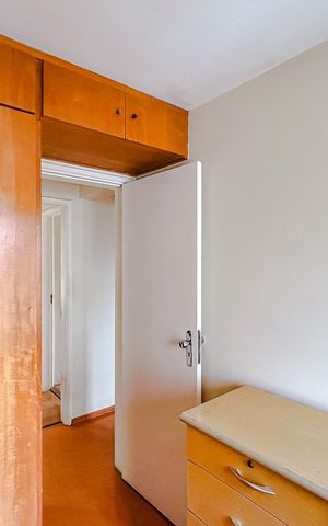 Apartamento à venda com 74m², 2 quartos e 1 vagaQuarto 2