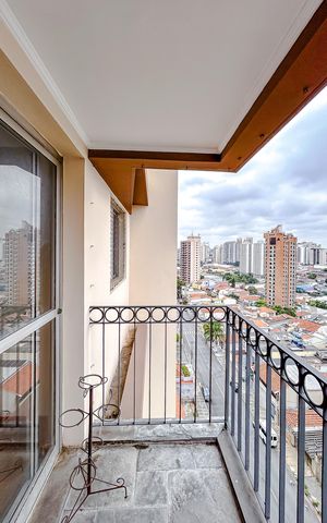 Apartamento à venda com 74m², 2 quartos e 1 vagaVaranda