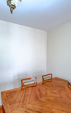 Apartamento à venda com 74m², 2 quartos e 1 vagaSala de Jantar