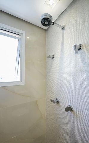 Apartamento à venda com 65m², 2 quartos e 2 vagasChuveiro da Suíte