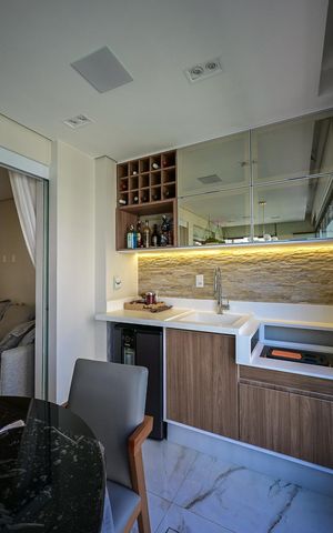 Apartamento à venda com 65m², 2 quartos e 2 vagasVaranda