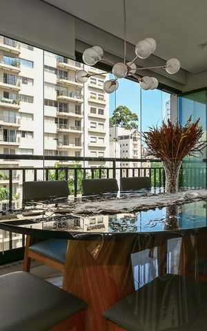 Apartamento à venda com 65m², 2 quartos e 2 vagasVaranda