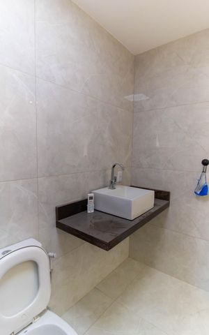 Casa de condomínio à venda com 295m², 5 quartos e 2 vagas