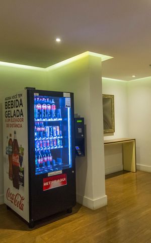 Apartamento à venda com 42m², 1 quarto e 1 vagaHall de entrada