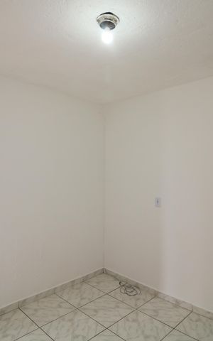 Casa para alugar com 49m², 1 quarto e sem vagaSala