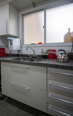 Apartamento à venda com 118m², 3 quartos e 2 vagas Apartamento à venda com 118m², 3 quartos e 2 vagasCozinha