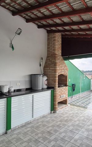 Casa à venda com 230m², 3 quartos e 2 vagas Casa à venda com 230m², 3 quartos e 2 vagasÁrea gourmet