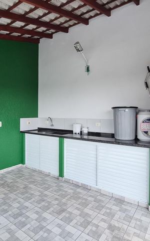 Casa à venda com 230m², 3 quartos e 2 vagas Casa à venda com 230m², 3 quartos e 2 vagasÁrea gourmet