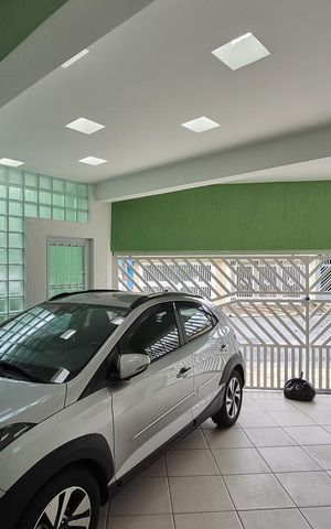 Casa à venda com 230m², 3 quartos e 2 vagas Casa à venda com 230m², 3 quartos e 2 vagasGaragem