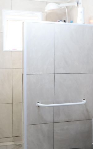 Casa à venda com 199m², 4 quartos e 2 vagasBanheiro da casa térrea