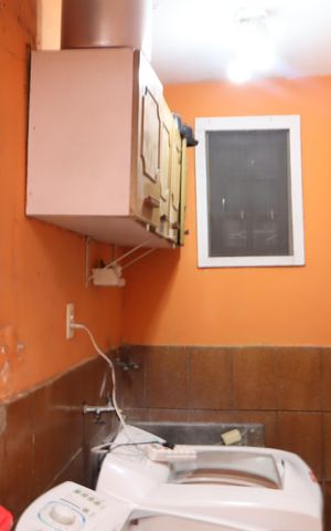 Casa à venda com 199m², 4 quartos e 2 vagasÁrea de serviço da casa térrea