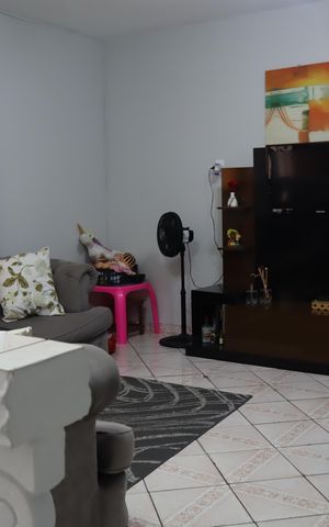 Casa à venda com 199m², 4 quartos e 2 vagasSala da casa Térrea 