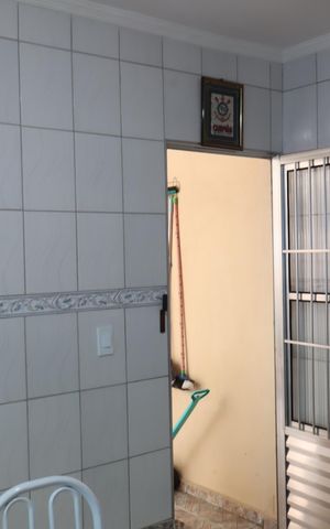Casa à venda com 199m², 4 quartos e 2 vagasCozinha da casa de cima