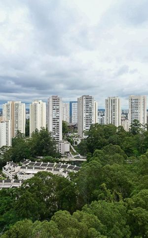Apartamento à venda com 132m², 3 quartos e 2 vagasVista