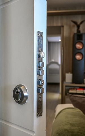 Apartamento à venda com 132m², 3 quartos e 2 vagasPortas Blindadas