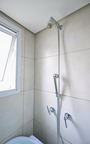 Apartamento à venda com 132m², 3 quartos e 2 vagasChuveiro do Banheiro da Suíte 1