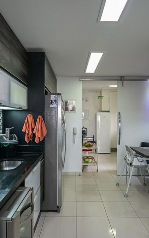 Apartamento à venda com 132m², 3 quartos e 2 vagasCozinha
