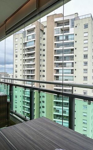 Apartamento à venda com 132m², 3 quartos e 2 vagasVaranda
