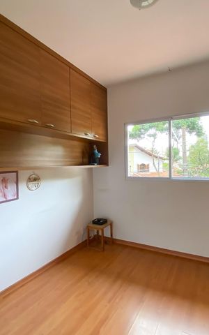 Casa à venda com 220m², 4 quartos e 2 vagas Casa à venda com 220m², 4 quartos e 2 vagasQuarto 3