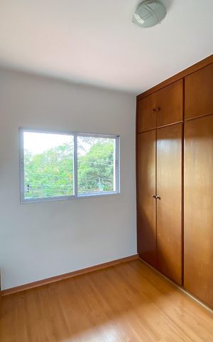 Casa à venda com 220m², 4 quartos e 2 vagas Casa à venda com 220m², 4 quartos e 2 vagasQuarto 3