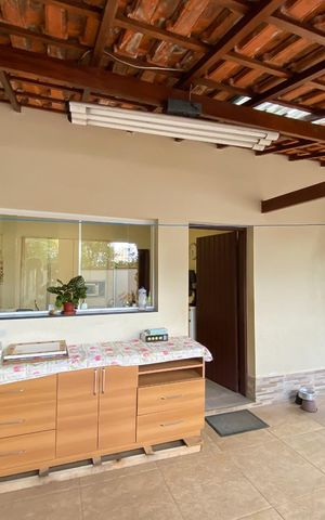 Casa à venda com 220m², 4 quartos e 2 vagas Casa à venda com 220m², 4 quartos e 2 vagasQuintal