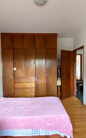 Casa à venda com 220m², 4 quartos e 2 vagas Casa à venda com 220m², 4 quartos e 2 vagasQuarto 4