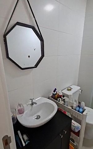 Apartamento à venda com 33m², 2 quartos e sem vagaBanheiro
