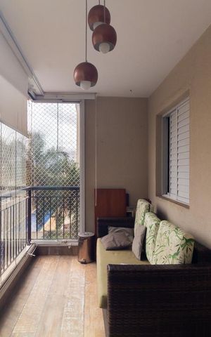 Apartamento à venda com 90m², 3 quartos e 2 vagas Apartamento à venda com 90m², 3 quartos e 2 vagasVaranda da Sala
