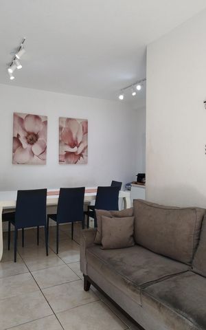 Apartamento à venda com 52m², 2 quartos e 1 vaga Apartamento à venda com 52m², 2 quartos e 1 vagaSala