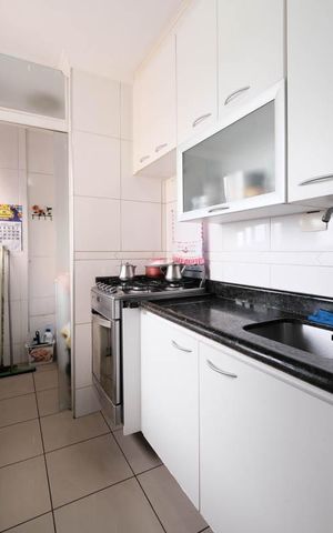 Apartamento à venda com 53m², 2 quartos e 1 vagaCozinha e Área de Serviço