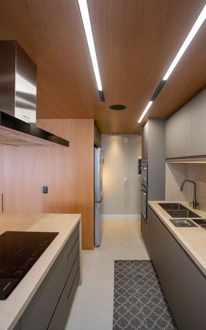 Apartamento à venda com 130m², 2 quartos e 3 vagasCozinha