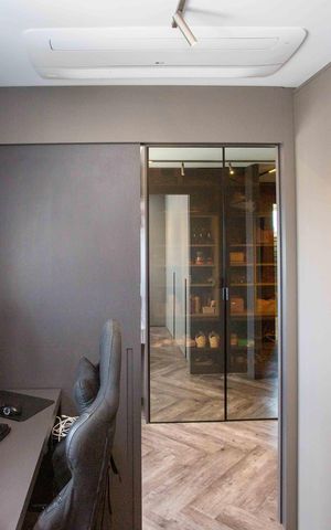 Apartamento à venda com 130m², 2 quartos e 3 vagasCloset da suíte 1