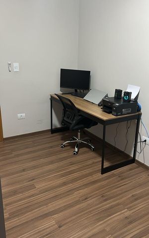 Casa para alugar com 180m², 3 quartos e 2 vagas Casa para alugar com 180m², 3 quartos e 2 vagasQuarto