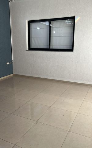 Casa para alugar com 180m², 3 quartos e 2 vagas Casa para alugar com 180m², 3 quartos e 2 vagasGaragem