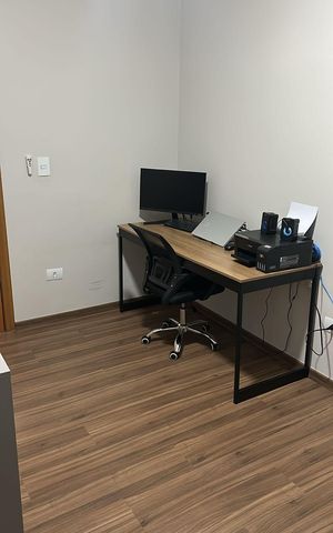 Casa para alugar com 180m², 3 quartos e 2 vagas Casa para alugar com 180m², 3 quartos e 2 vagasQuarto