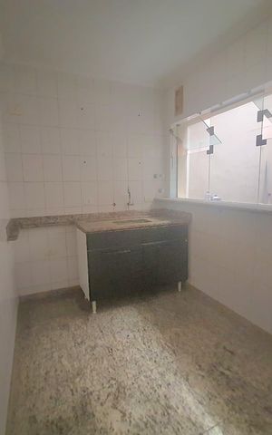 Casa para alugar com 250m², 2 quartos e 3 vagas
