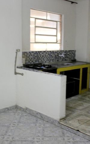 Casa para alugar com 54m², 2 quartos e 1 vagaSala 